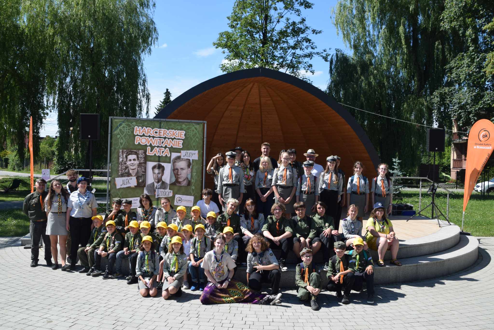 e30929b1-fefd-4a68-9721-75c401aa5b7f-3